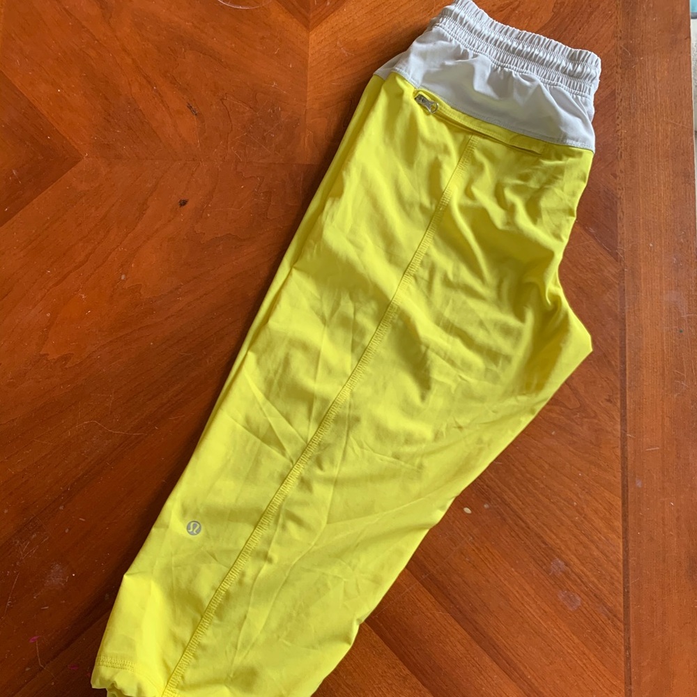 Lululemon crop pants